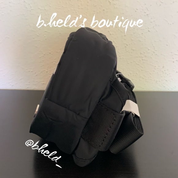 lululemon Wunderlust Belt Bag in Black Neutral w/Silver Zipper One Size New NWT - Picture 9 of 16